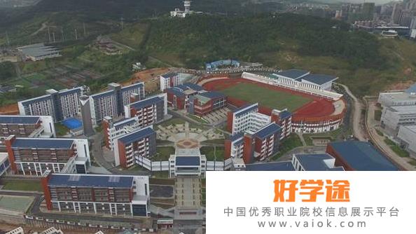 南宁三中国际学校2022年学费、收费多少