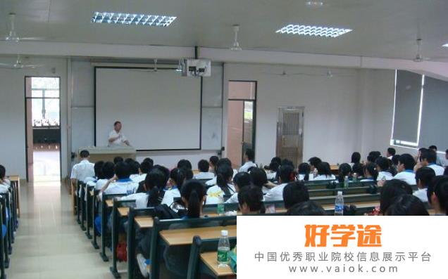 广州大学附属中学国际部2020年招生办联系电话