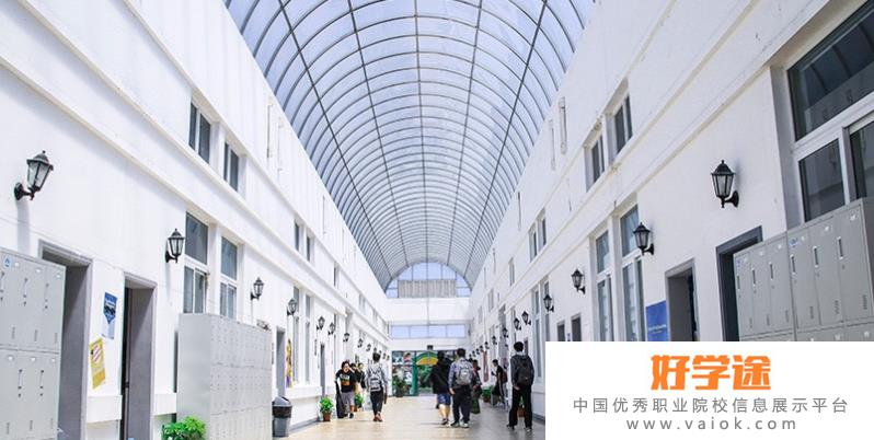 中加枫华国际学校小学部2022年招生办联系电话