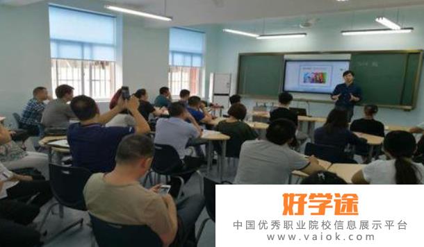 上海斯代文森国际高中2022年招生办联系电话