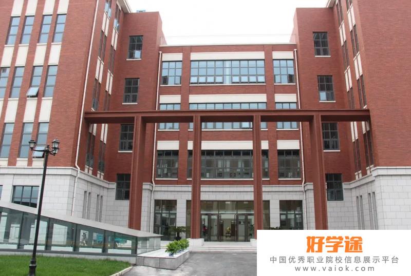 中国人民大学附属中学国际部2022年课程体系